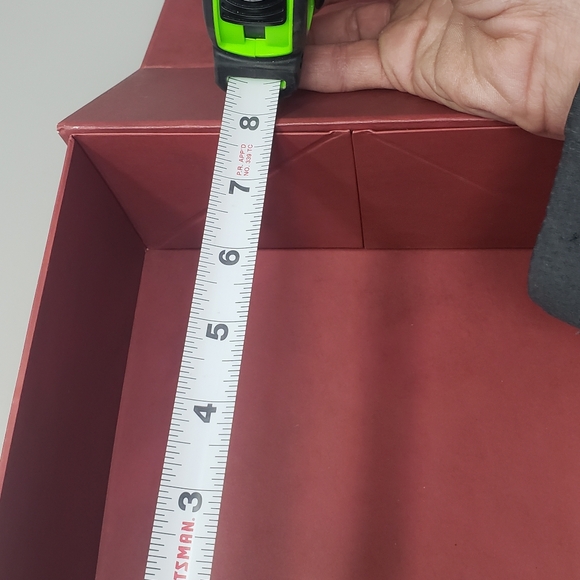 Empty Christmas Gift Box - Picture 8 of 9